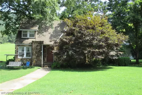 2521 Walnut St, Paris, AR 72855 photo 1