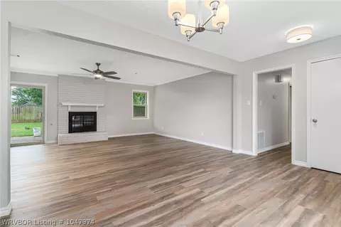 10800 Edgewater Rd, Fort Smith, AR 72903 photo 6