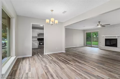 10800 Edgewater Rd, Fort Smith, AR 72903 photo 7