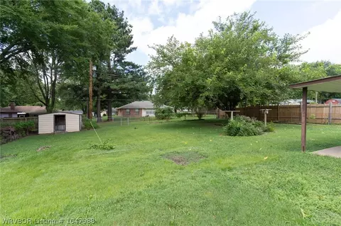 907 3rd Ter, Barling, AR 72923 photo 31