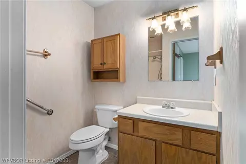 907 3rd Ter, Barling, AR 72923 photo 19