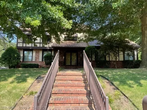 3901 S 27th Cir, Fort Smith, AR 72901 photo 1
