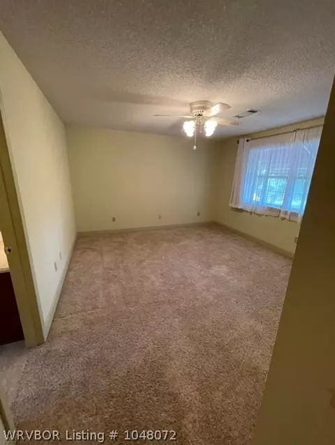 3901 S 27th Cir, Fort Smith, AR 72901 photo 10