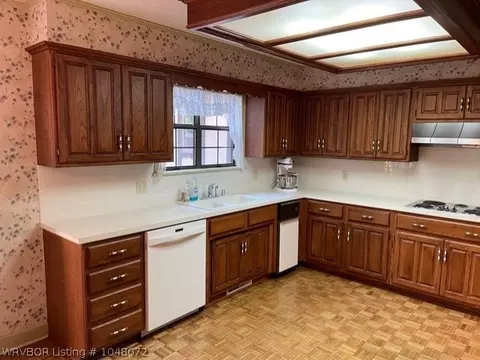 3901 S 27th Cir, Fort Smith, AR 72901 photo 23