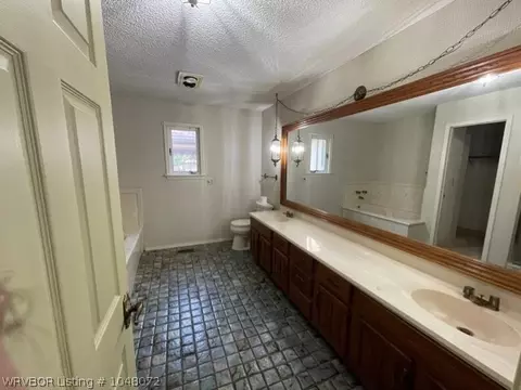 3901 S 27th Cir, Fort Smith, AR 72901 photo 16