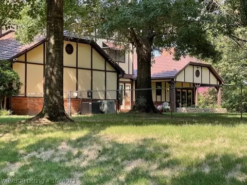 3901 S 27th Cir, Fort Smith, AR 72901 photo 4