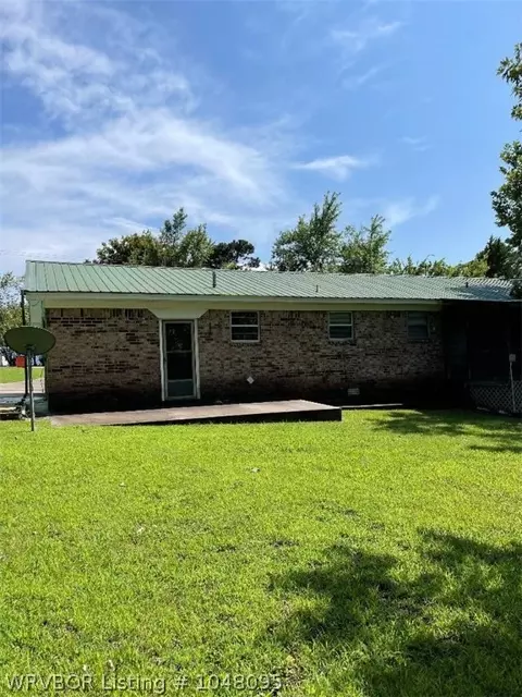 524 Mountain St, Huntington, AR 72940 photo 2