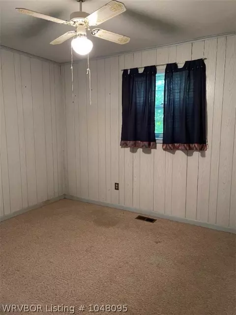 524 Mountain St, Huntington, AR 72940 photo 8