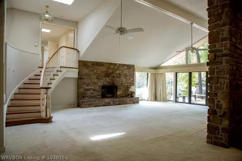 1724 Bramble Brae St, Fort Smith, AR 72908 photo 3