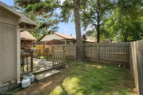 2306 Pine Ln, Barling, AR 72923 photo 36