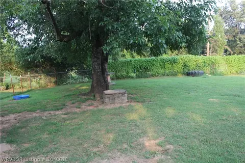 201 Jackman St, Altus, AR 72821 photo 14