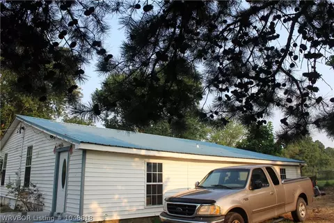 201 Jackman St, Altus, AR 72821 photo 1