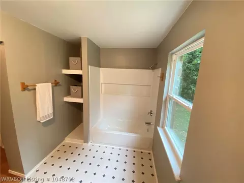 110 Jefferson Ave, Midland, AR 72945 photo 19