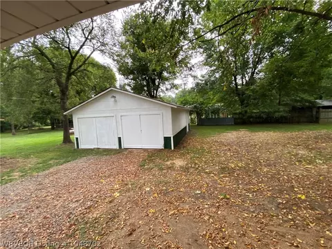110 Jefferson Ave, Midland, AR 72945 photo 33