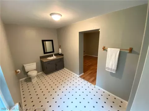 110 Jefferson Ave, Midland, AR 72945 photo 21