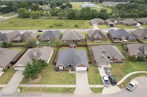 1819 Fairbanks Dr, Barling, AR 72923 photo 46