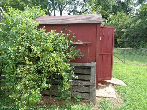 905 E Main St, Altus, AR 72821 photo 28