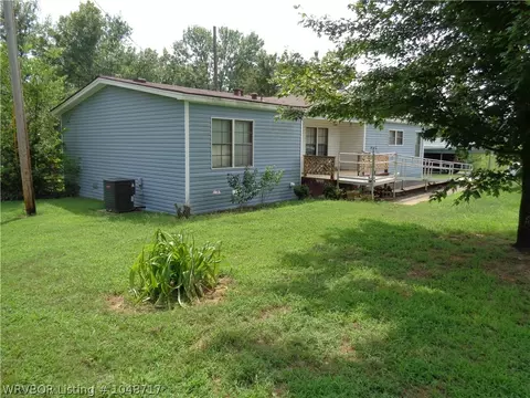 905 E Main St, Altus, AR 72821 photo 8