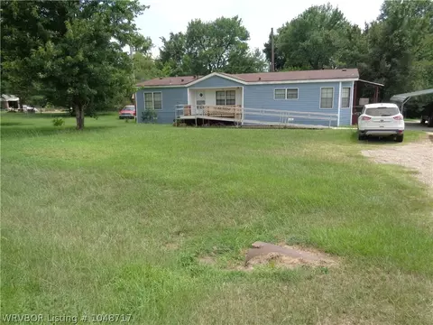 905 E Main St, Altus, AR 72821 photo 2