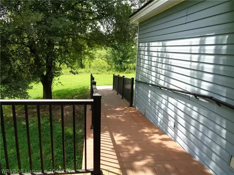 905 E Main St, Altus, AR 72821 photo 20