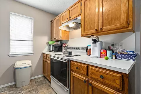 704 N 4th St, Paris, AR 72855 photo 8