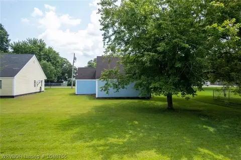704 N 4th St, Paris, AR 72855 photo 27