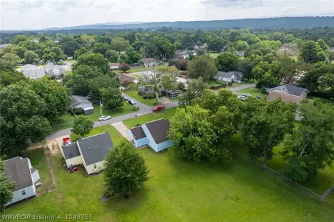 704 N 4th St, Paris, AR 72855 photo 26