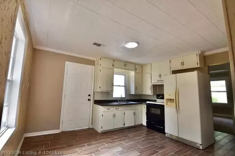 5013 Speer St, Fort Smith, AR 72904 photo 3