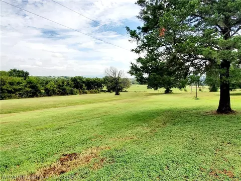 40639 Stone Rd, Howe, OK 74940 photo 3