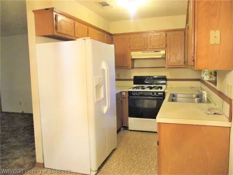 1007 Harris Dr, Alma, AR 72921 photo 3