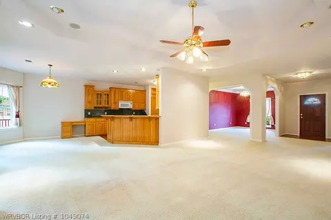 12104 Stonechase Dr, Fort Smith, AR 72916 photo 2
