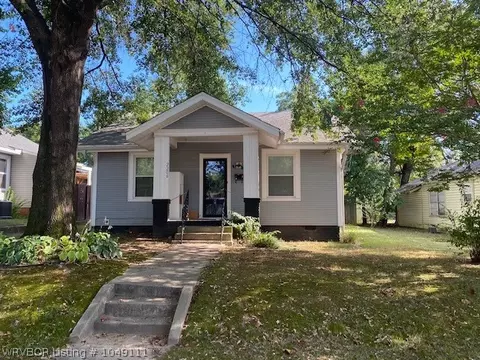 2206 S L St, Fort Smith, AR 72901 photo 1