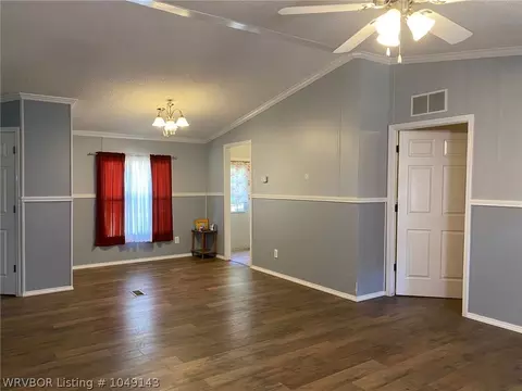 130 Turner St, Dyer, AR 72934 photo 3