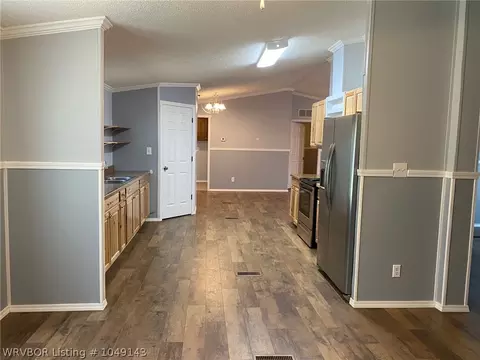 130 Turner St, Dyer, AR 72934 photo 5
