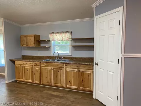 130 Turner St, Dyer, AR 72934 photo 9