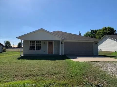 908 Cherry Loop, Muldrow, OK 74948 photo 2