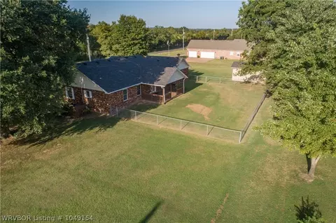 1402 E Pryor Ave, Pocola, OK 74902 photo 26