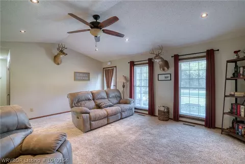 1402 E Pryor Ave, Pocola, OK 74902 photo 2