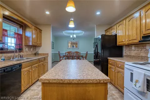 1402 E Pryor Ave, Pocola, OK 74902 photo 7