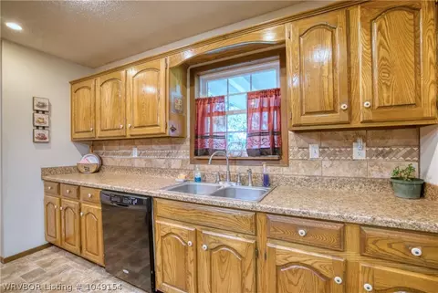 1402 E Pryor Ave, Pocola, OK 74902 photo 8