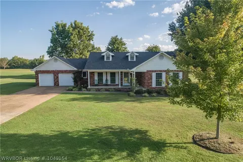 1402 E Pryor Ave, Pocola, OK 74902 photo 1