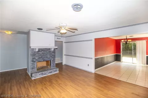 1315 D St, Barling, AR 72923 photo 2
