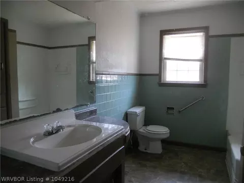 300 46th St, Fort Smith, AR 72903 photo 6