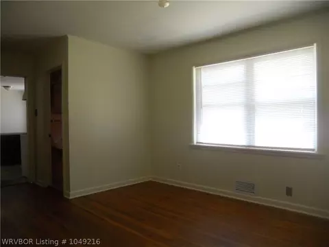 300 46th St, Fort Smith, AR 72903 photo 5