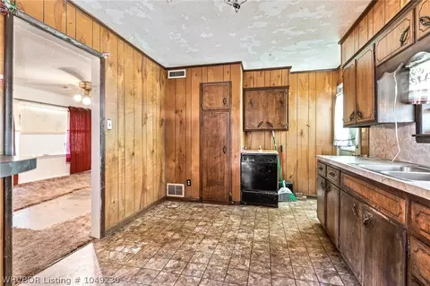 4725 S 29th St, Fort Smith, AR 72901 photo 7