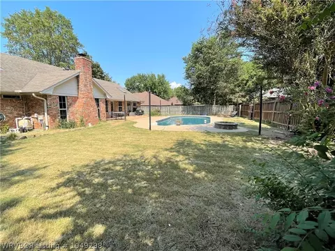 10409 Seven Oaks Rd, Fort Smith, AR 72908 photo 2