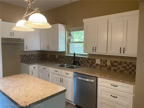 1323 N 40th St, Fort Smith, AR 72904 photo 9