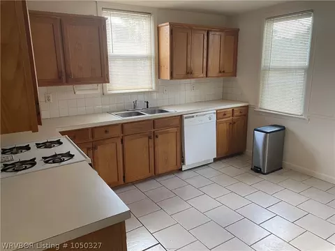 1721 S V St, Fort Smith, AR 72901 photo 6