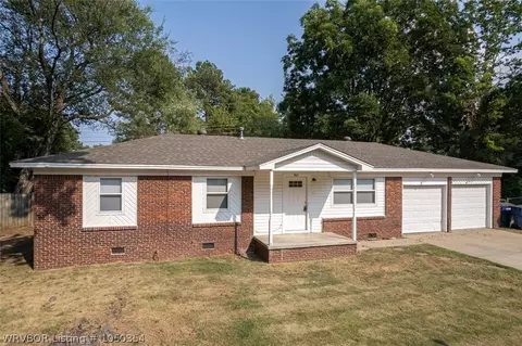 7601 Cheryl Ln, Fort Smith, AR 72908 photo 4