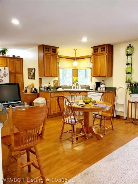 135 Silver Hills Rd, Mount Ida, AR 71957 photo 9